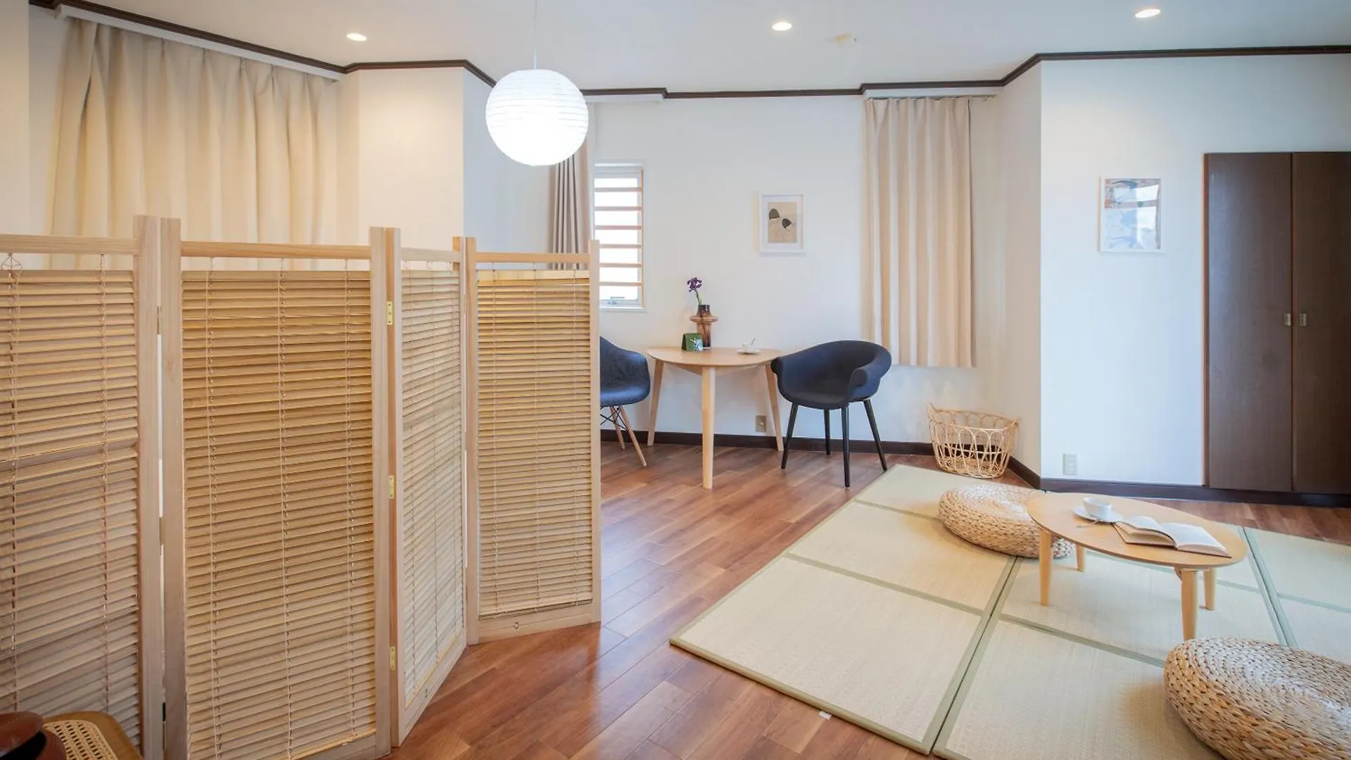 Apartment Skyview Serenity Duplex Shinjuku Tokyo