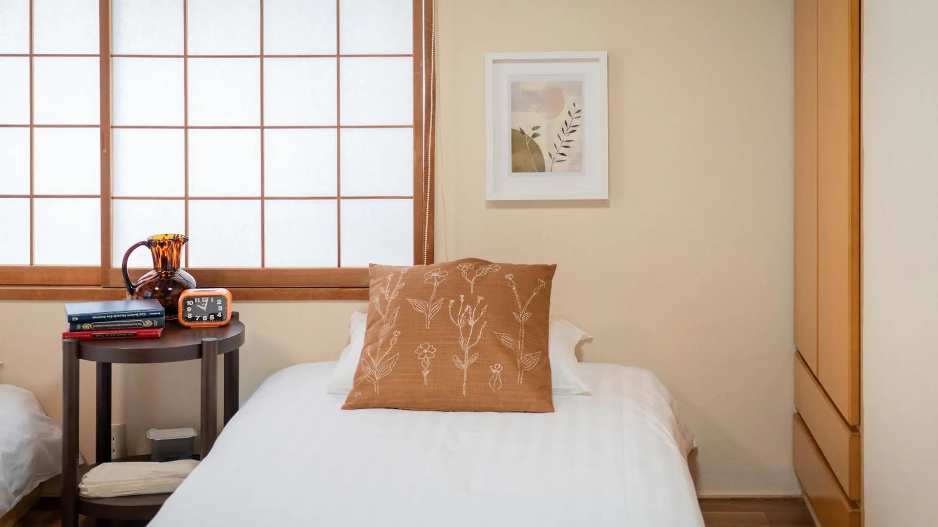 Skyview Serenity Duplex Shinjuku Tokyo